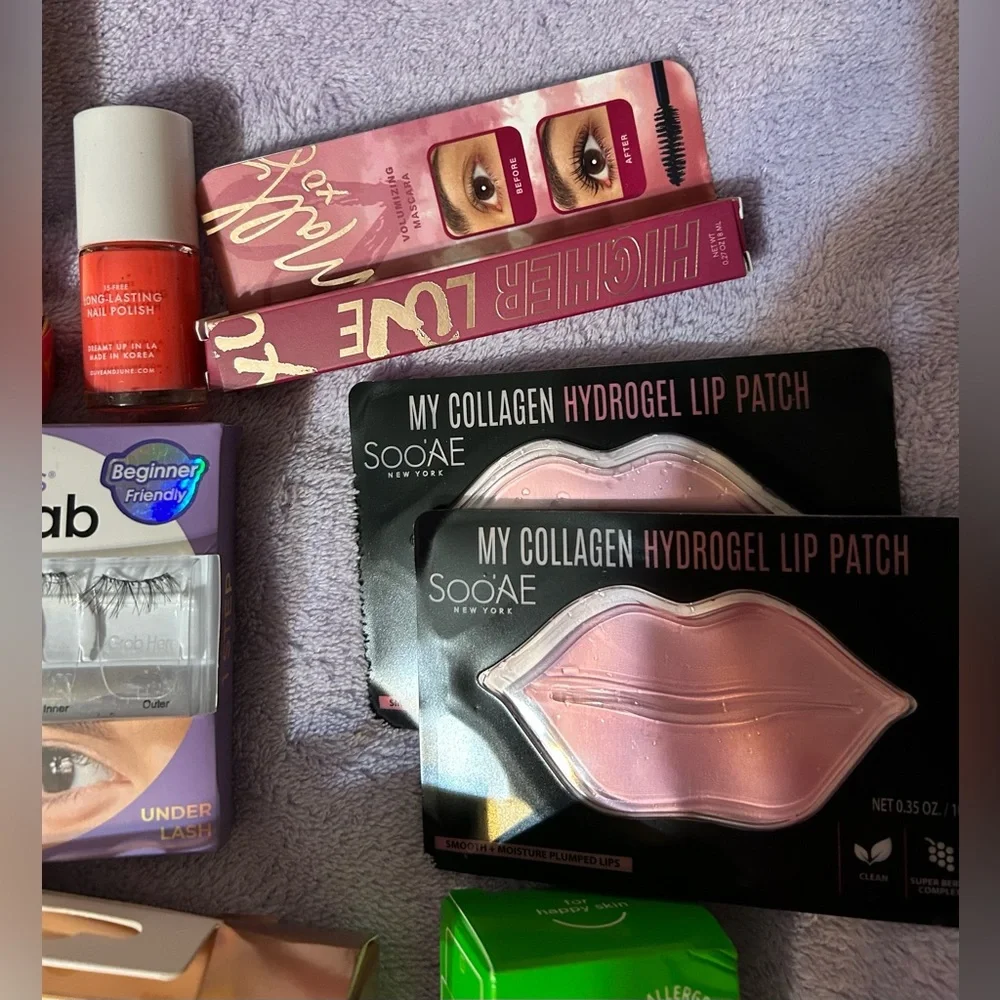 Skincare & Eyelash Bundle - B4 - Picture 2 of 6